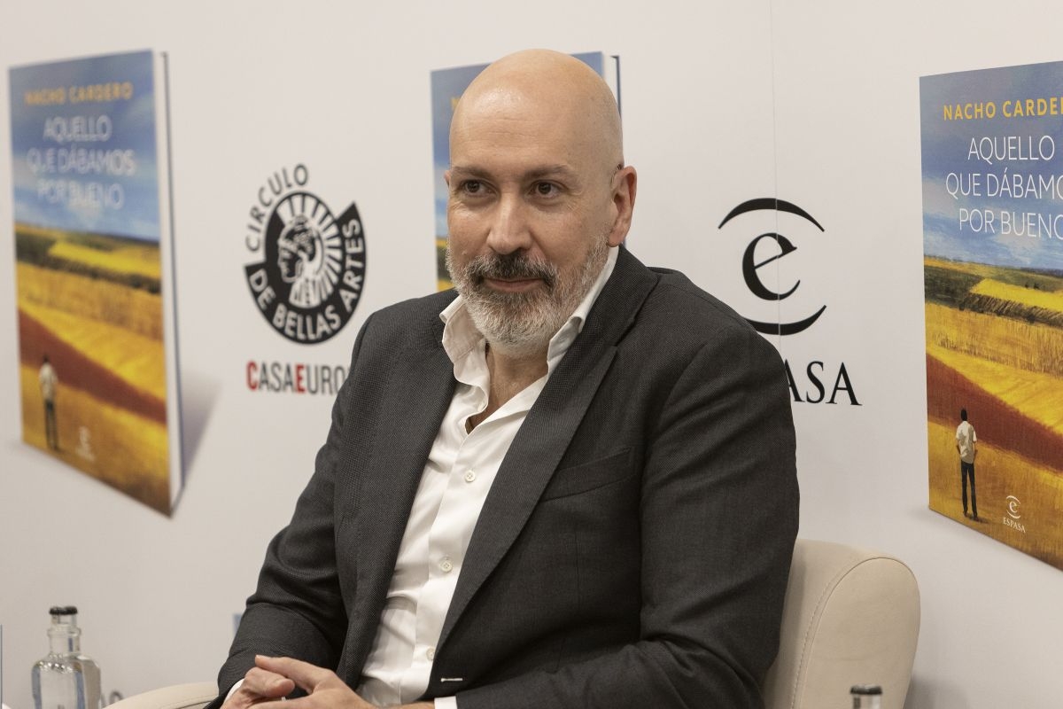 ‘Aquello que dábamos por bueno’, las reflexiones y experiencias de Nacho Cardero ante una crisis permanente
