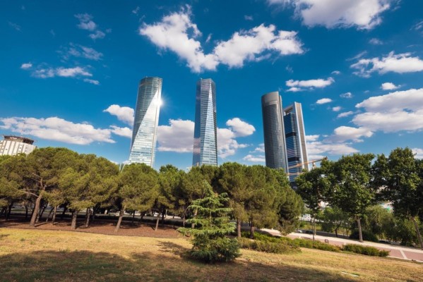 Casi el 85% de las ciudades españolas afectadas por la Ley de Cambio Climático tienen pendiente adoptar planes de movilidad urbana sostenible
