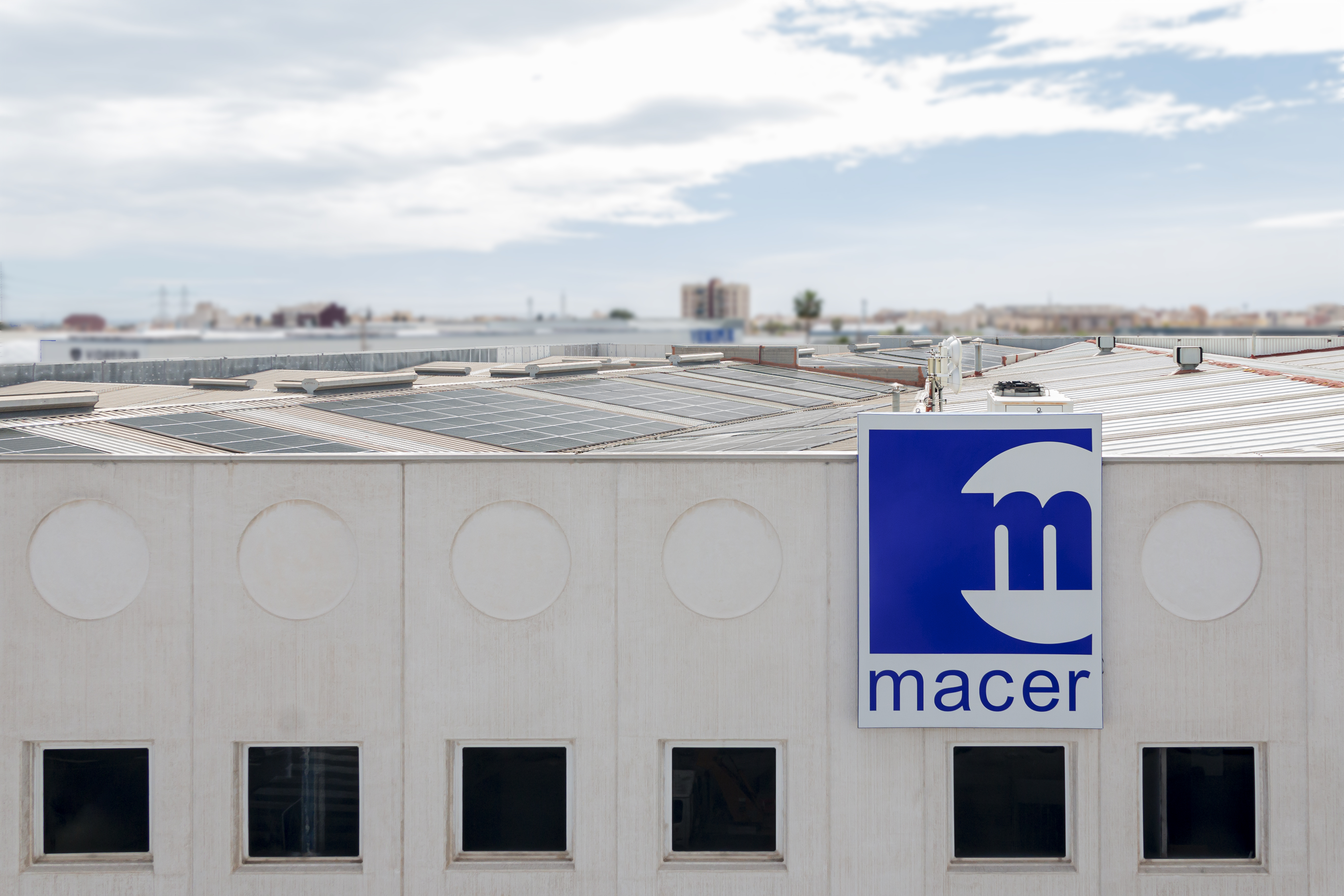 Macer ratifica su compromiso con la mejora constante y se adapta a la industria 4.0