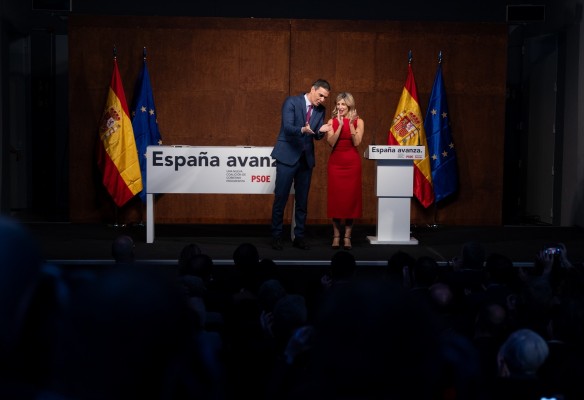PSOE y Sumar pactan garantizar a la Generalitat la prestación de servicios igual que al resto de CCAA
