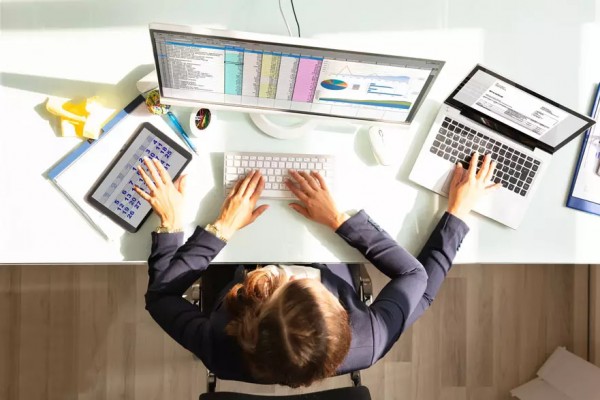 Pluriempleados: la realidad de más de 500.000 españoles 