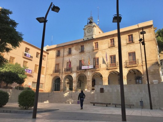 Un estudio aborda cómo integrar en el mercado laboral a mujeres víctimas de violencia de género

