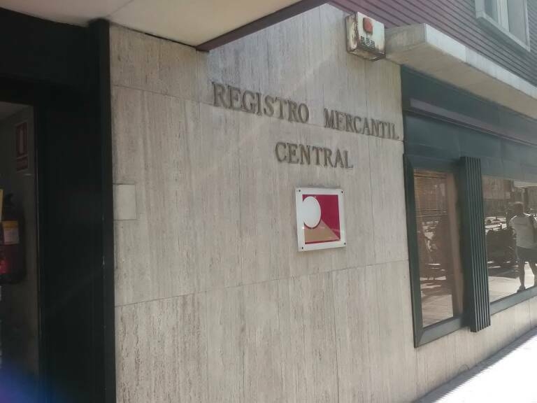 Más empresas en Castellón durante el verano: la creación de firmas crece un 8,8%
