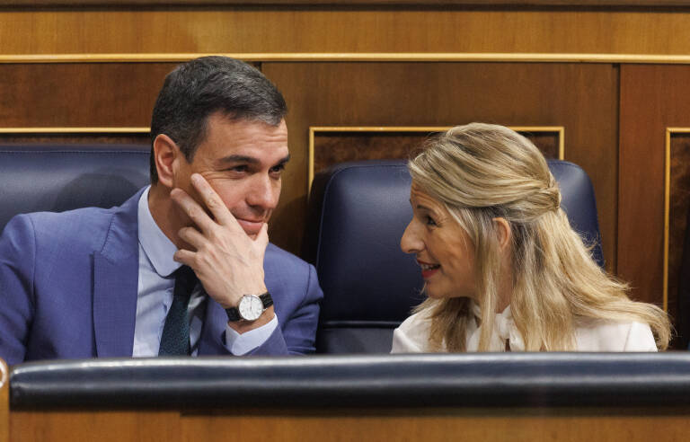 Pedro Sánchez y Yolanda Díaz en el Congreso de los Diputados. Foto: EDUARDO PARRA/EP   - 