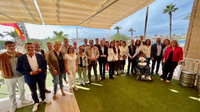 El PSPV celebra en Torrevieja su interparlamentaria con el reto de defender los servicios públicos