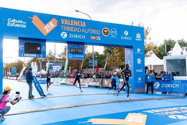 Siete récords nacionales y nuevo zarpazo al ranking histórico en el Medio Maratón Valencia 

