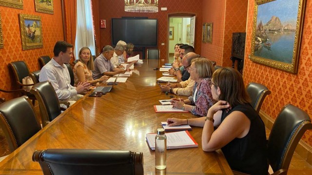La oposición tumba el ajuste del IBI del PP de Alicante ante el rechazo de sus propuestas