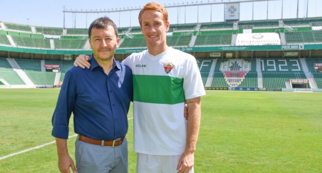 Álex Fernández afirma la idea del Elche es no moverse ya de la zona alta