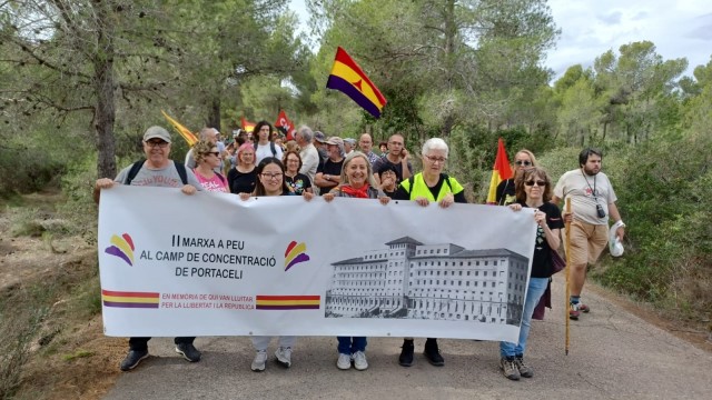Familias de presos en Portaceli en el franquismo marchan para mantener 