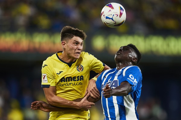 El Villarreal no mejora ni cambiando el esquema y suma un insuficiente punto ante el Alavés