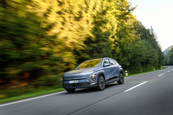 Hyundai lanza el Nuevo KONA Eléctrico con una imagen rompedora