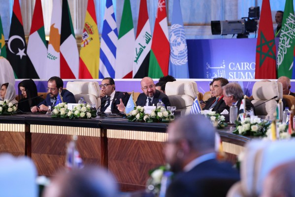 La Cumbre por la Paz de El Cairo concluye sin una declaración conjunta