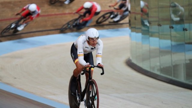 Sebastián Mora finaliza cuarto en la primera prueba de la Champions de ciclismo en pista