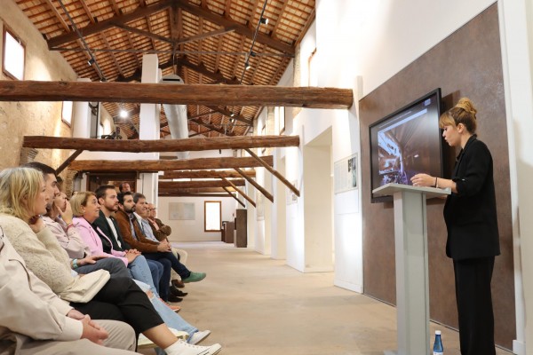 L'Alcora mostra al veïnat com serà la recuperació de l'edifici fundacional de la Reial Fàbrica