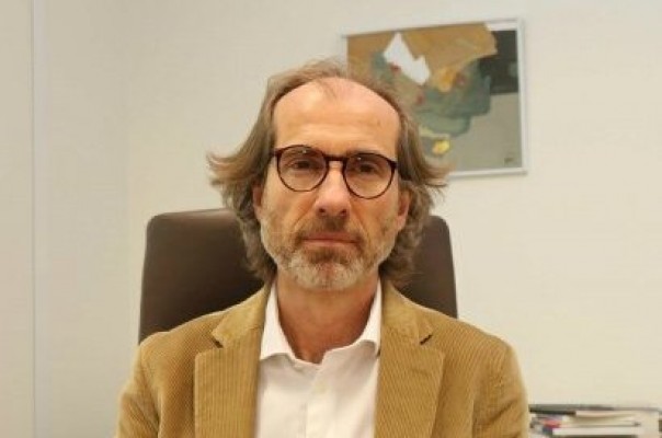 Compromís denuncia un contrato adjudicado a una firma 