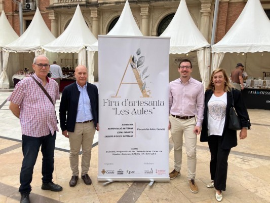 Castelló pone en valor los productos hechos a mano en la Fira d'Artesania 'Les Aules'