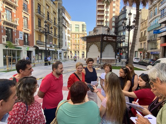 El PSPV pide a Carrasco que cumpla los plazos en la plaza la Paz y coloque el mobiliario 