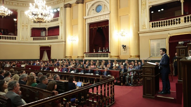 Los senadores valencianos protagonizan el único debate en la comisión del Senado sobre la amnistía