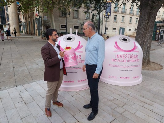 Alicante se suma a la campaña 'Recicla vidrio por ellas' por el Día contra el Cáncer de Mama