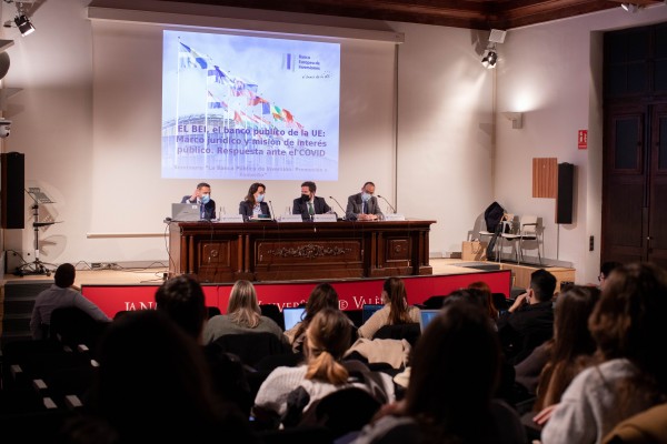 La Universitat de València acoge el III Congreso Internacional de Derecho Bancario Europeo

