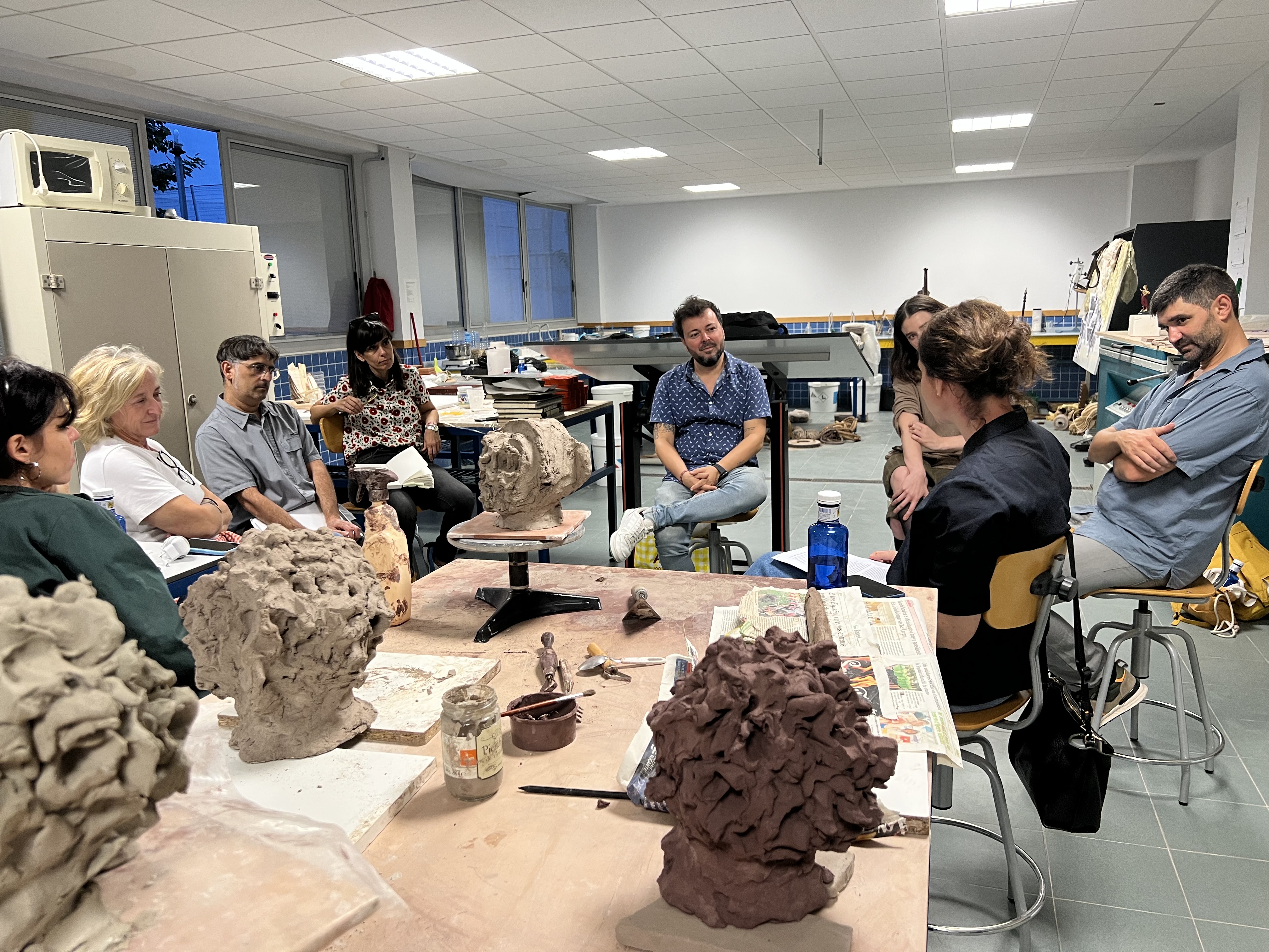 Los artistas de 'CeramicRes' empiezan a desarrollar sus trabajos en l'Alcora