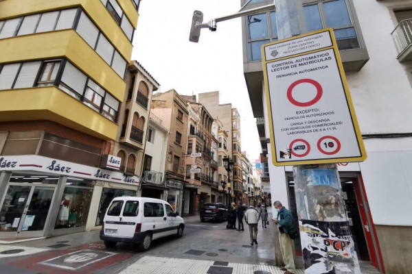 Tic, tac, tic, tac...: Castelló ultima la normativa para 'apagar' las cámaras del centro antes de Navidad