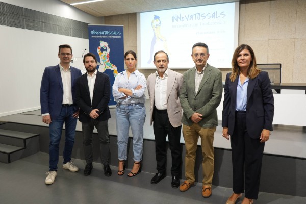 'Innovatossals' reuneix en l'UJI a professionals d'innovació d'Intel, Warner Bros o NTT Data