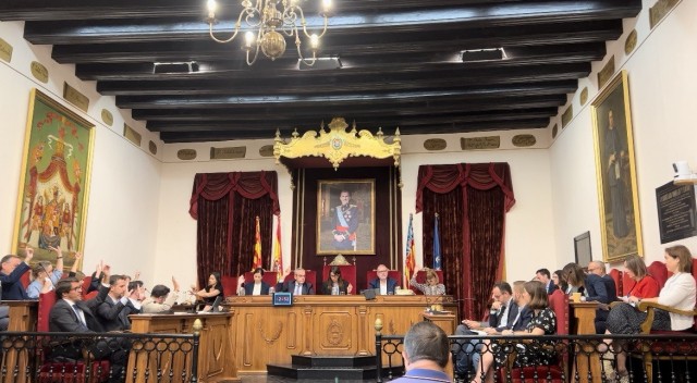 PP y Vox sacan adelante su rebaja de impuestos en Elche y su ordenanza ZBE de mínimos 