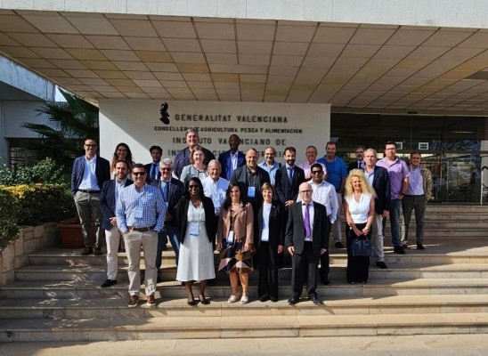 El gobierno de California se interesa por las investigaciones en sanidad vegetal citrícola de IVIA
