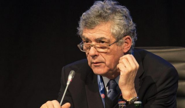 Villar pide unidad en torno al nuevo presidente y se pone a su disposición