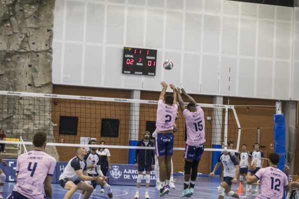 Anderson Grossi se cuela en el septeto ideal de la jornada 2 gracias a sus 12 puntos ante Club Voley Palma