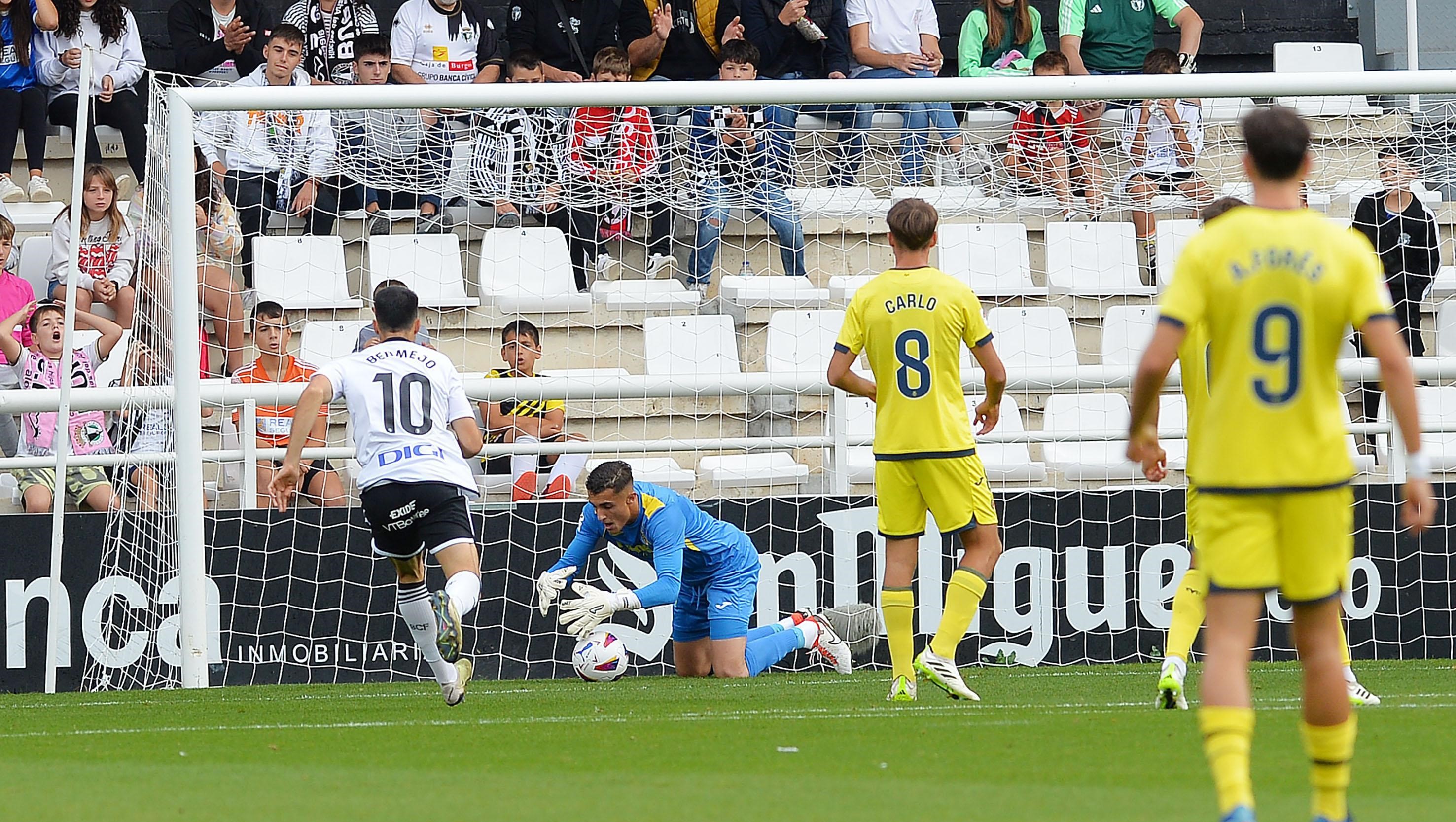 El Villarreal B ve frenada su racha ante un Burgos más efectivo