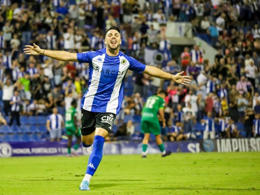 El Hércules no parece tener techo: gana su sexto partido en siete jornadas ligueras y duerme líder
