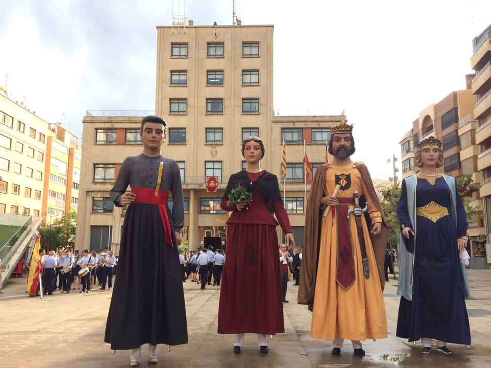 Los gigantes de Vila-real cierran los actos del 10º aniversario de su recuperación con la IV Trobada