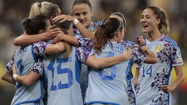 España jugará frente a Italia en Pasarón y contra Suecia en La Rosaleda para la Liga de Naciones