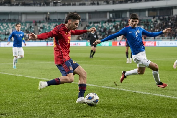 España se queda sin pólvora en Uzbekistán