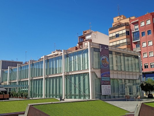 El corto plazo turístico de Elche: señalización, el centro del Palmeral o intercambio Mice con Alicante