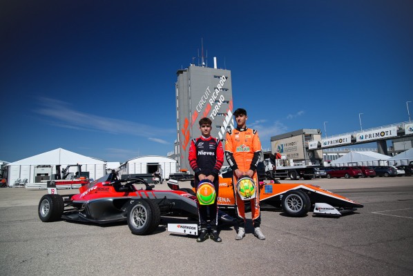 El automovilismo del futuro se cita este fin de semana en el Racing Weekend del Circuit
