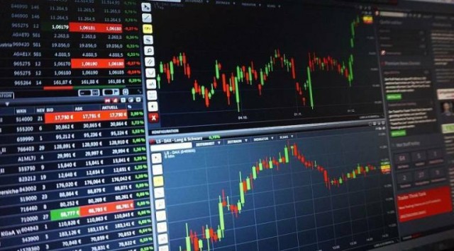 El Ibex sube un 0,69% a media sesión, hasta conquistar los 9.400 puntos