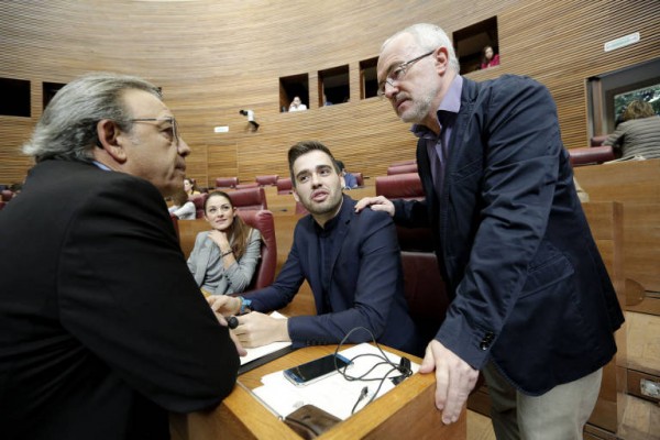 PSPV y Compromís rechazan que se pueda revocar a un senador territorial como plantea Podemos