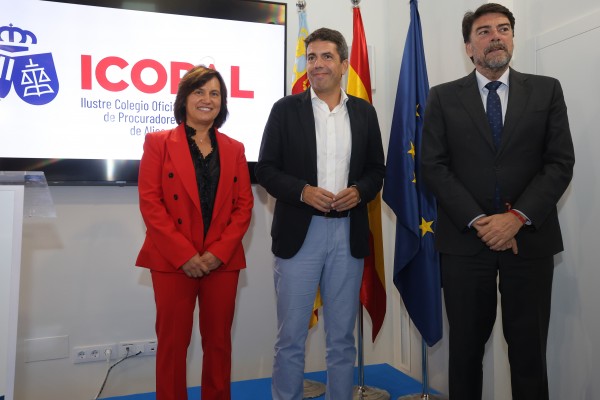 Mazón promete la eliminación de la burocracia y lograr 