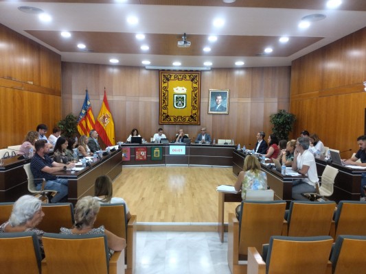 El transporte en bus de Calp tendrá tres líneas con un pago de 350.000 euros al año 

