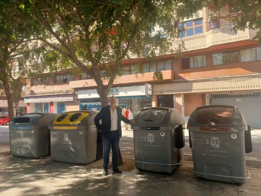 Alicante extiende el contenedor marrón por rutas para anticipar la separación de la basura orgánica