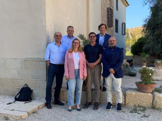 Alicante Futura, Cenid y Alicantec se reúnen con el director general
de Innovación de la Generalitat 
