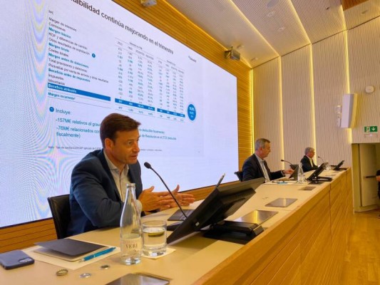 Sabadell eleva a 170 millones la inversión en acciones y culmina la absorción de su financiera
