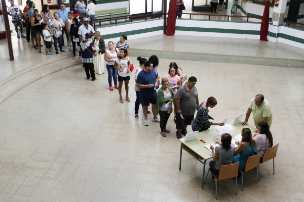 Los padres se mojan con la jornada continua: 75.000 votos en 315 colegios