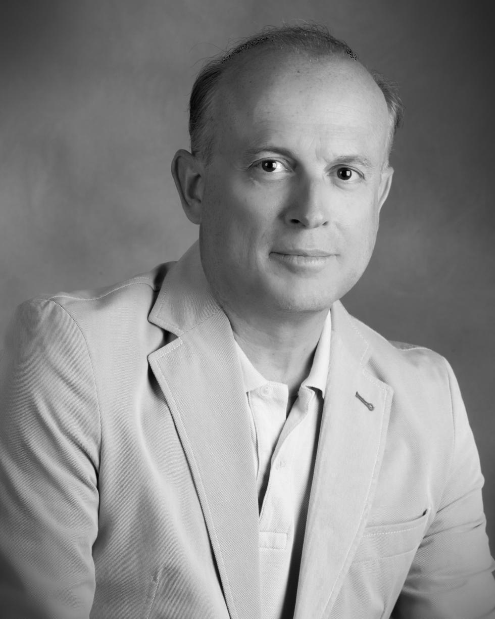 'Los señores del fin del mundo', una novela histórica con alma de bestseller del valenciano Enrique Vaqué