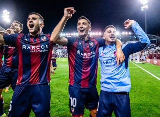 Sergio Lozano, máximo asistente de Segunda con cinco pases de gol
