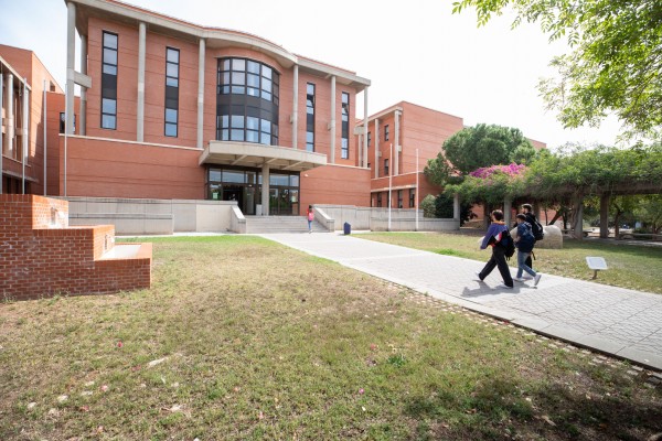 L'UJI i Intur creen un aula per abordar desafiaments i oportunitats del turisme sostenible