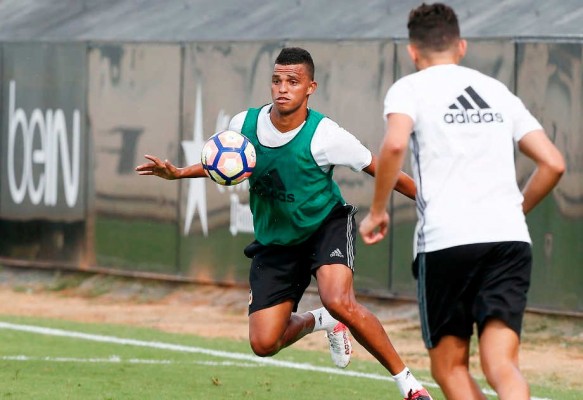 El Valencia trabaja para frenar el juego aéreo del Athletic